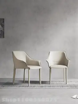 Лесен луксозен стол за хранене старши дизайнер 2021 г., нов италиански минималистична трапезария стол от висок клас с облегалка за дома, стол за грим
