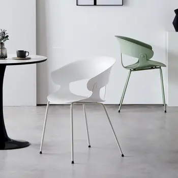 Модерен Проста маса за хранене, стол за Луксозни кухненски мебели, столове за хранене, битови Пластмасови столове с творческата облегалка